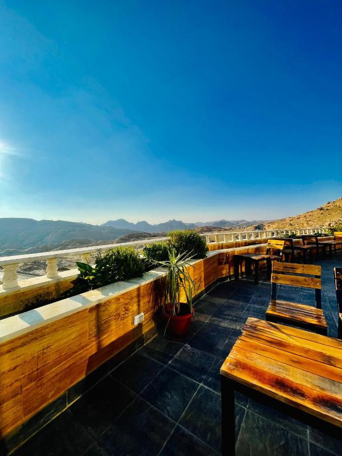와디무사 Esperanza Petra B&B 외부 사진